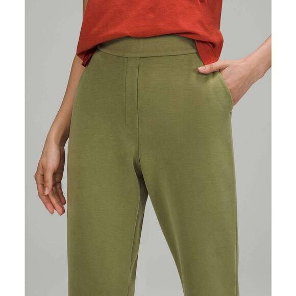 Lululemon Softstreme Relaxed High Rise Pant Suede Jogger Sweatpants Green Size 0 - Picture 3 of 14